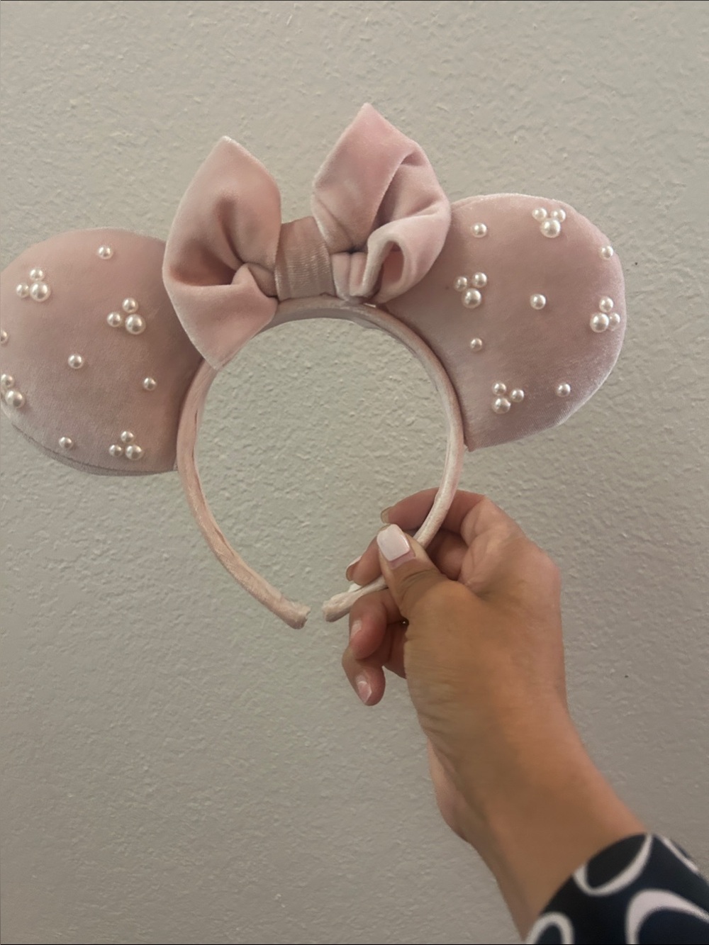 Minnie Mouse ears